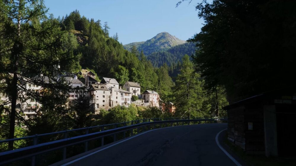 Ride from Locarno to Sambuko Lake